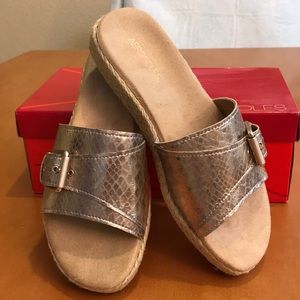 Aerosoles Sandals 👡 (NWB)